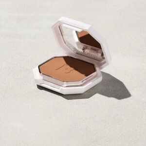 Fenty Beauty #390 Pro Filt’r Soft Matte Powder Foundation